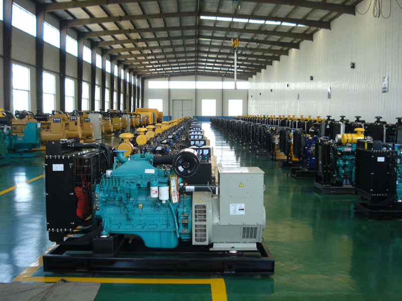 个旧租赁发电机-柴油发电机组冒蓝烟、冒黑烟、冒白烟故障分析