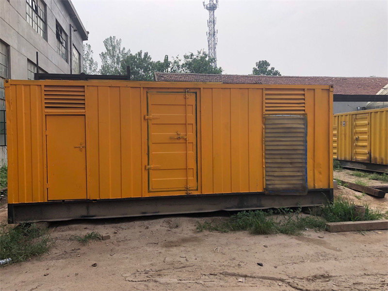 个旧柴油发电机如何判断新机油是否已经完全充满机油滤清器？