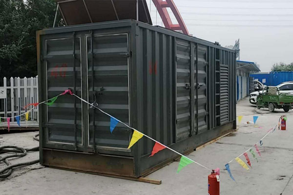 个旧发电机租赁空气滤清器多久更换一次？