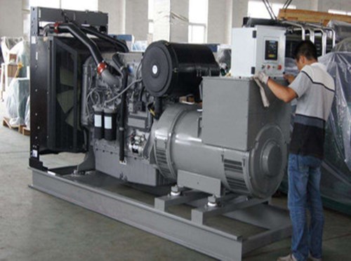 个旧柴油发电机组和储能设备配合使用的案例