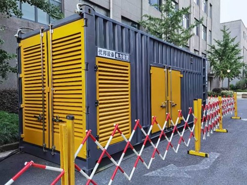 个旧如何使用转速表检查发动机的转速？