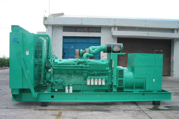 个旧工厂发电机应急发电时如何更准确地检查发电机状态？