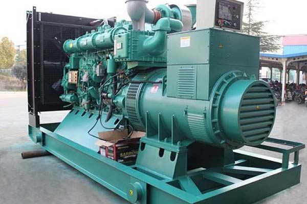 个旧工厂发电机应急发电中如何优化燃油储备管理？