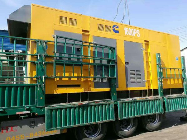 个旧测量水冷式机油散热器密封件尺寸时的注意事项有哪些？