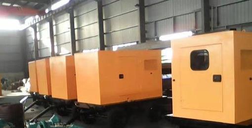 个旧柴油发电机组冬季启动后需要进行哪些检查和操作？